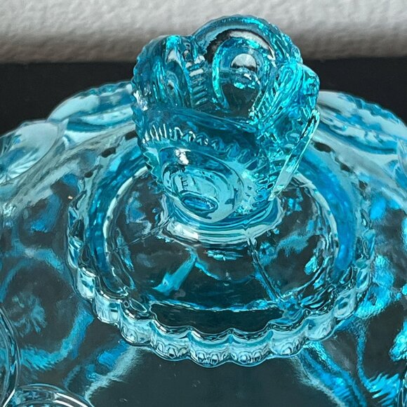 Westmoreland Glass Covered Candy Dish // Moon and Stars Pattern // Aqua Blue - Picture 4 of 9